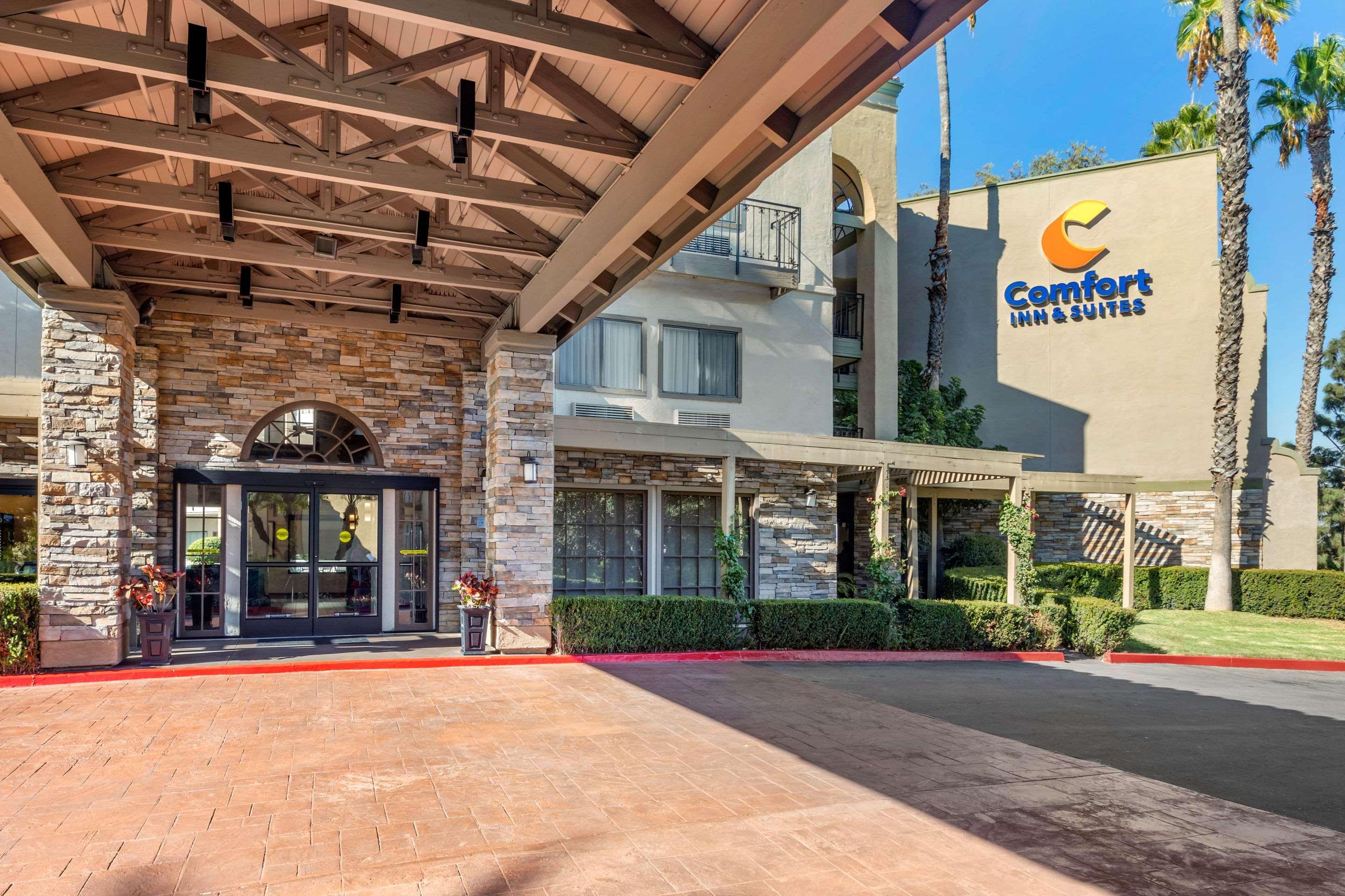 Comfort Inn & Suites Orange County John Wayne Airport Santa Ana Eksteriør billede
