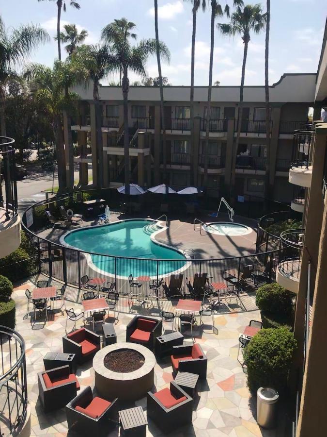 Comfort Inn & Suites Orange County John Wayne Airport Santa Ana Eksteriør billede