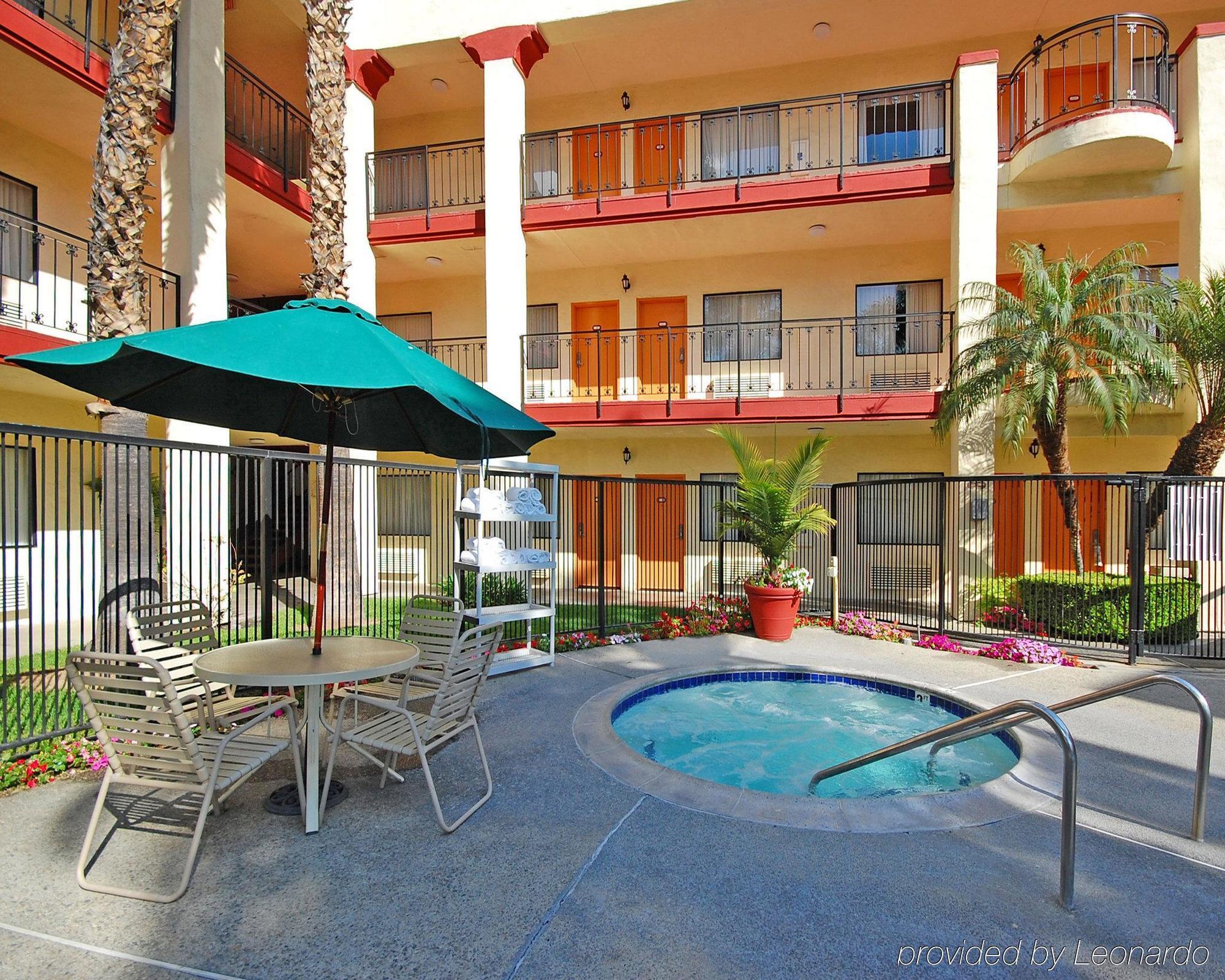 Comfort Inn & Suites Orange County John Wayne Airport Santa Ana Eksteriør billede