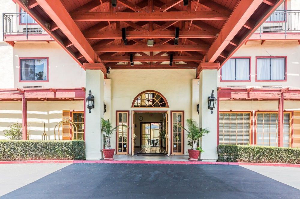 Comfort Inn & Suites Orange County John Wayne Airport Santa Ana Eksteriør billede